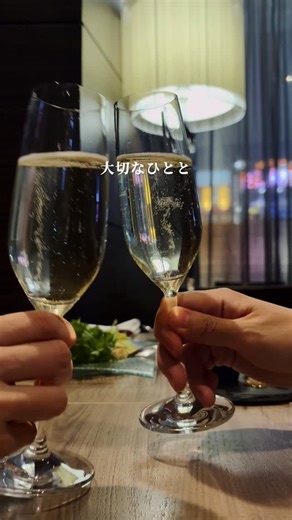 イタリアンレストラン『ヴィラッツァ』 新宿/代々木 on Instagram: "🍽️ 新宿駅 南口3分 ホテルレストランで特別なデートを。 落ち着いた空間でゆっくり会話もお楽しみいただけます。 ―――――――――― 🍷Steak&Italian Restaurants VILLAZZA 📍 東京都渋谷区代々木2-3-1 ホテルサンルートプラザ新宿 1F 🚉 新宿駅南口より徒歩3分 ☎️ 03-3375-6115 💻 villazza.jp/shinjuku ⏰ 営業時間 朝食 6:30 - 10:00（L.O. 9:30） ランチ（平日）11:30 - 15:00（L.O. 14:30） ランチ（土・日・祝）11:30 - 14:30（L.O. 14:00） カフェ（平日・土曜）11:30 - 16:30（L.O. 16:00） カフェ（日曜・祝日）11:30 - 14:30（L.O. 14:00） ディナー（平日・土曜）17:00 - 22:00（L.O. 21:00） ———————————— #新宿ディナー #ホテルレストラン #新宿デート #新宿イタリアン"