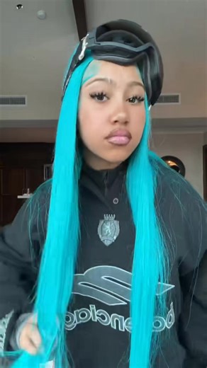 #Duo avec @North West