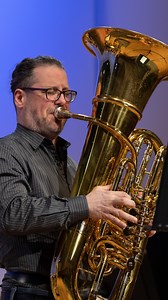 Watch Argentinian tuba player Patricio Cosentino as he performs the Presto movement of Roberto Pintos' "Concierto para Tuba y Orquesta" - a perfect way to enjoy your afternoon coffee with style! ☕💃🕺 Patricio enjoys a career as an international soloist and pedagogue of the tuba, introducing over 250 new works by composers from Latin America. He is the former principal tuba player with the National Symphony Orchestra of Argentina and the Euphonium and Tuba professor at the Brass Academy in Alica