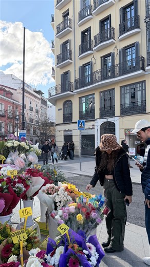 ZOE GARRER 🍓 | Los más aferrados Todos tenemos amigos así🙂‍↕️ | Instagram