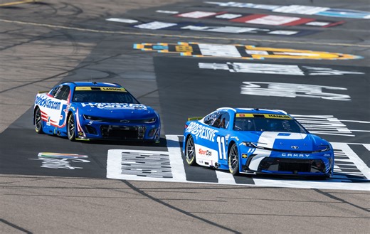 Denny Hamlin vs Kyle Larson: Comparing their stats after the 2025 Championship finale