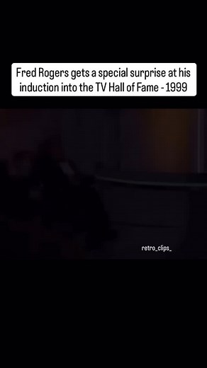#retro #nostalgia #90s #1990s #fredrogers #misterrogers #tvhalloffame | Retro Clips