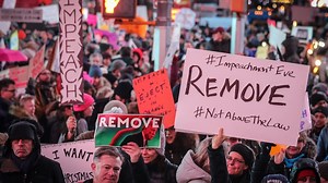 Trump impeachment: Thousands rally ahead of Wednesday’s votes