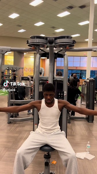 Chest And Back Session. #gymtok #fitness #lifting | Gymtok