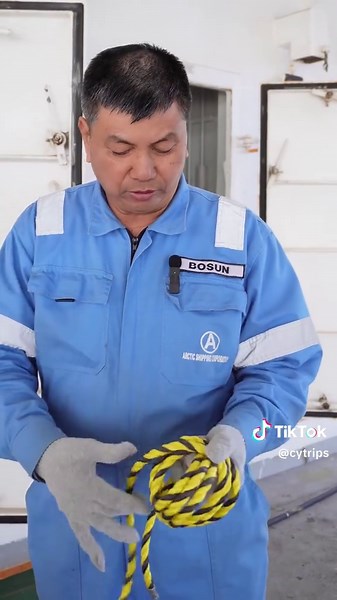 Understanding Monkey Fist Knots and Role Splicings