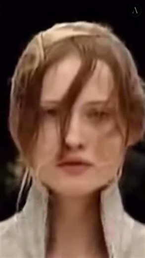 Alexander McQueen Spring/Summer 1999 — Global Fashion Moment | Fashion as Performance