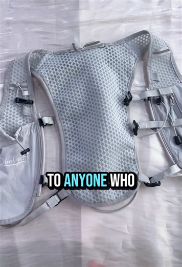 So practical! The fashionable running vest-lightweight but mighty 🧐🤓#fy #runningvest #runlight #runtok #marathon @Runlight Bags UK