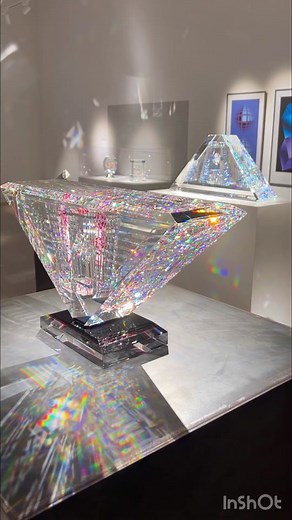 Ever wonder how artist Jon Kuhn makes his dazzling sculptures? #theCATmuseum #minnesota #ExploreMN #TwinCities #JonKuhn #GlassArt #prism #coldwork