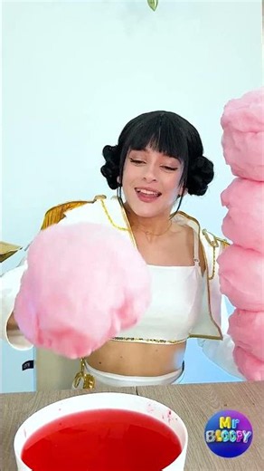🍭 What’s Inside Cotton Candy?! 😱