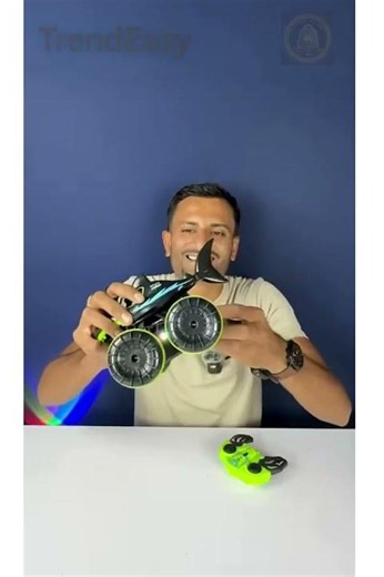🦈🚗💦 Shark Stunt RC Car – 360° Rotating Amphibious Remote Control Monster Car ✨🔥