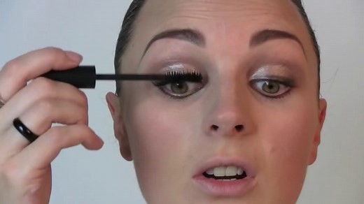 EMMA WATSON VOGUE COVER MAKE-UP TUTORIAL