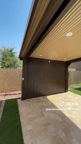 Beautiful Cantilever Pergola with Privacy Wall