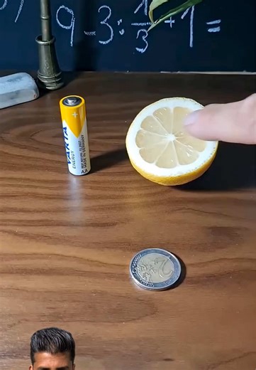 Battery coin experiment🙀