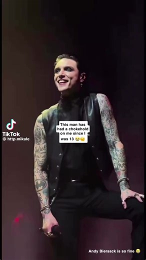 I wanted to give a huge shout out to the owners of those videos that I’ve had saved in my camera roll kudos and thanks for the amazing content #onthisday #andybiersacklover #thankyouforwatchingmytiktoks #fypageシ #andyblacklover @The•Ghost•Of•Ohio❤️ @The Andy Show @Black Veil Brides @Andy Biersack @Jake Pitts @Lonny Eagleton @GhostWhoHaunts