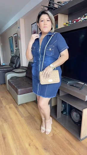 @roxibela.peru Denim tendencia Plus Size . . #ropaplus #tallagrandeperu #dianacurvy #dianacurvymodel #dianacurvyperu #plussizeperu #plussizelima | Dianacurvymodel