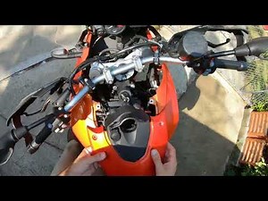 2010 BMW F650GS Battery Replacement