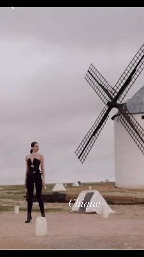 Formidavel #fashionmodel #voguemagazine | Chique