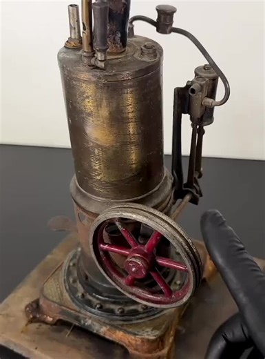 1923 Steam Locomotive - Restoration #antique #rusty #repair #restoration #restorationproject