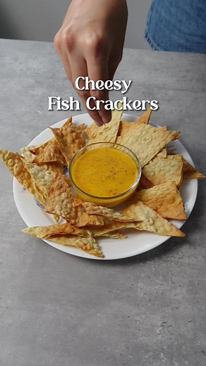 Cheesy Fish Crackers Recipe with Dahfa Dried Fish Fillet