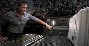 When the sun sets and the work starts, we've got available LED box lighting so you can see everything in your truck bed, even with a tonneau cover. | Ford Trucks