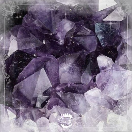 It kinda reminds me of somone… #shinobukocho #purpleaesthetic