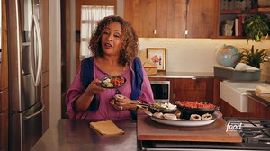 Kitfo is a very popular Ethiopian dish and one of the easiest to make! Chef Woinee G. Mariam of Taste of Ethiopia II shares her take on the recipe typically made for holidays and special occasions ✨ Get the recipe for a #TasteOf Ethiopia: https://foodtv.com/3sf1WYw | Food Network