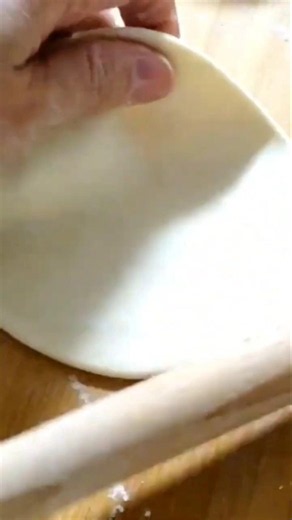 破れ知らず！もっちり「のびる餃子の皮」の作り方 #shorts