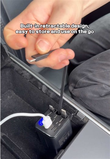 Charge 7 Devices: All-in-One Car Power Station