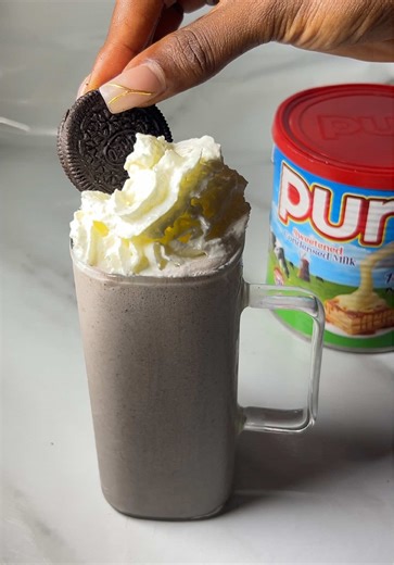 Creamy Oreo Milkshake Recipe for the New Year