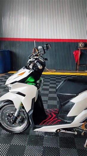 7.3K views · 106 reactions | Click V3 just got upgraded! RDM R1 pro + Underglow Dual Function all in package! ❤️ Upgrade yours now! Be bright. Be safe. #rdminstallation #Underglowdualfunction #rdmledlights #ridersdestinationmotoworks #rdmcdo #fbreelsfypシ゚ #fpyシviral | RDM Cagayan de Oro | Facebook