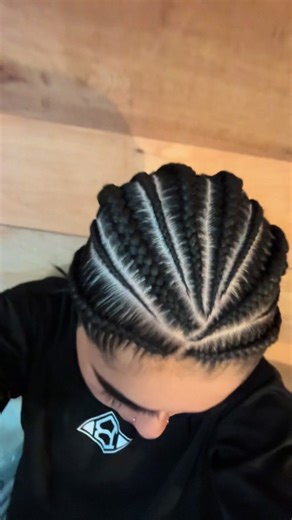 somethin’ new 👾 #braids #cornrows