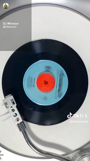 Bobby Vee - Run To Him (1961) #bobbyvee #throwback #oldskool #nitesound #record #45rpm #vinyl #music #uk #usa #1961 #60s No.6 UK No.2 USA Billboard
