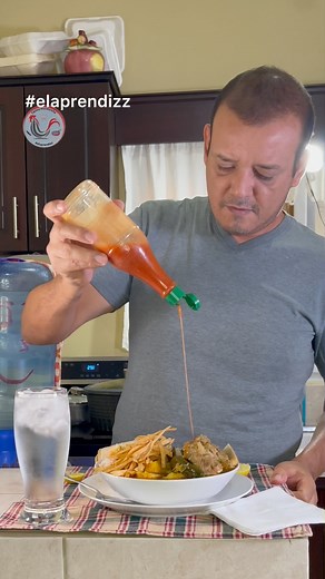 610K views · 11K reactions | Una buena sopa de res para el domingo o cualquier día de la semana!!… #sopaderes #CaldoDeRes #comidacatracha #comidahondureña #elaprendizz | El aprendizz | Facebook