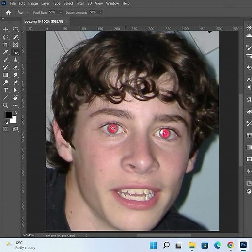 Remove Flash Reflection on eye in Photoshop