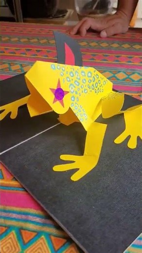 FROGO Punk style #frog #paperengineering #popup #popupcard #sound #punk #製紙工学 #handmadecrafts