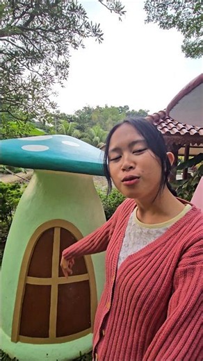 Lala enters the mushroom house #trandingshorts