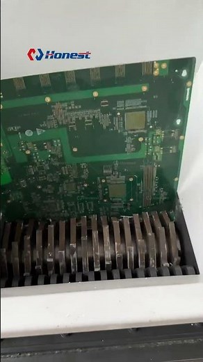 PCB Board E-Waste Mini Small Shredder Machine - Mini Shredding Equipment.