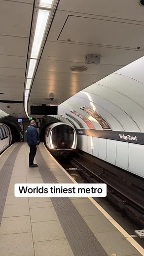 Glasgow Subway Guide: Inside Glasgow, Scotland Public Transport