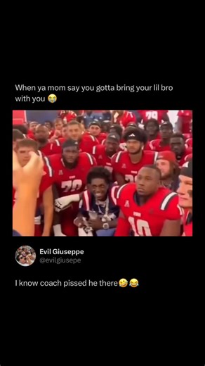 DailyHoodPosts on Instagram: "“THE Z WAY” ‼️ A notable halftime scene surfaced when Kodak Black was seen amongst the players in the Florida Atlantic football locker room during a halftime huddle. The clip circulated widely largely because of how unexpected and funny the moment felt, with a major rap artist casually blending into a college football setting without ceremony. Its humor came from the contrast, a familiar cultural figure appearing in a space where fans rarely expect one. Kodak Black 