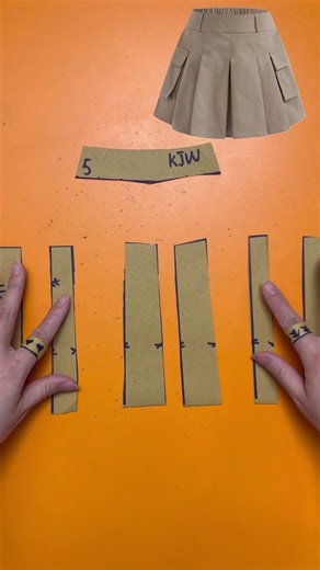 How to Draft a High-Waisted Cargo Pleated Skirt #sewing #pattern #sewingtutorial #diy #fashion