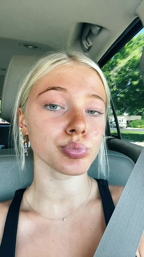 got ready !! #catfish 🥰🥰