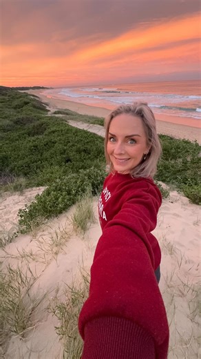 Sarah Nimarota on Instagram: "#1 most watched in 2025 Counting down to 100K on Instagram and wrapping up 2025 with my Top 5 most-watched reels! 🎉💖 Here’s one of your favorites with 119K likes, 69.7K shares, and 3.1M views 🫣 It hits different 😂 I remember when @bodhirose_ and I would have marathon Ab Fab sessions together. Our mums were basically the Aussie version of Patsy and Eddie – in my eyes at least 🍾🥂 Mum even called her dog Bollie after Bollie Stollie Dahling in the show! But never