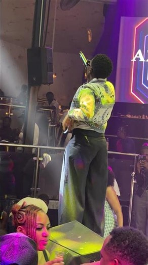 #Shorts quinamino - Azawi