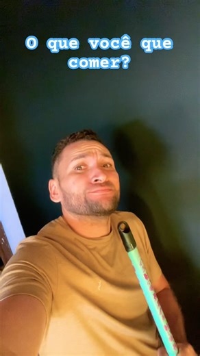 Aquele pão quentinho hummmm #humor #meme #comedia #vídeosvirais