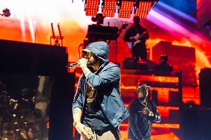 Lirik Lagu dan Terjemahan Lose Yourself - Eminem - Sonora.id