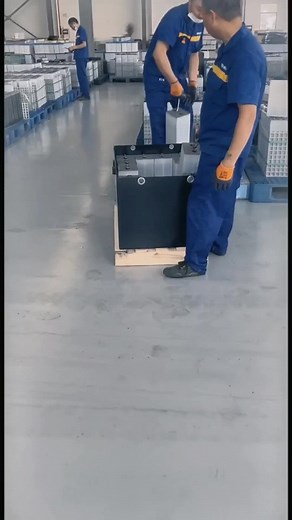 Forklift Battery #forklift #forkliftskills #forkliftdriver #certifiedforkliftdriver #forkliftoperator