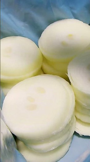 Visiting an onion factory brings Mike Rowe to tears | Dirty Jobs | Discovery