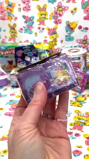 Shopkins World Surprise Toy Opening | Toy Unboxing ASMR