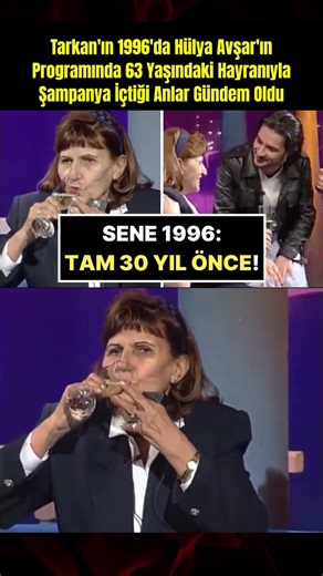 Tarkan 1996'da Hülya Avşar'ın Programında 63 Yaşındaki Hayranıyla Şampanya İçtiği Anlar Gündem Oldu