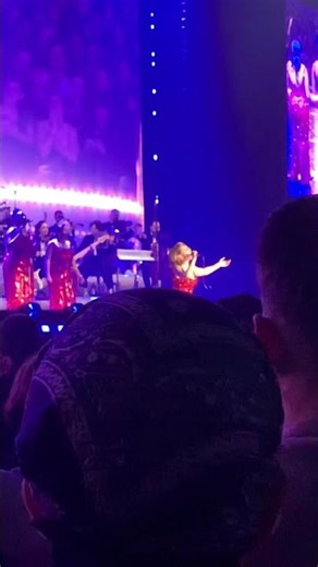 RAYE live with I know your‘e hurting! Unreleased